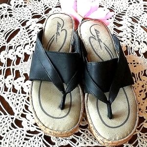 Eddie Bauer PLATFORM SANDALS WITH TOE POST